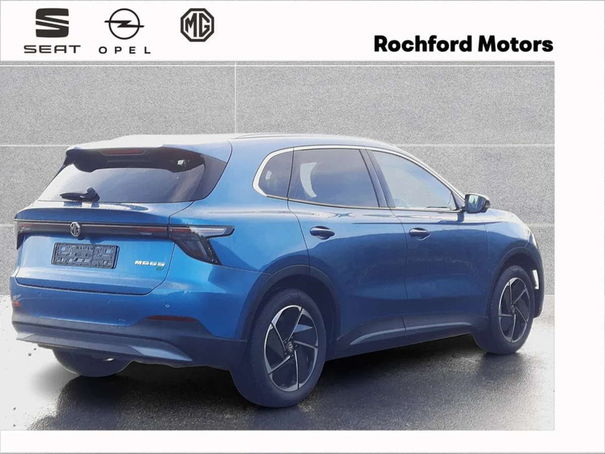MG MGS5 64Kw/h Long Range Exclusive 480kms range - Image 4