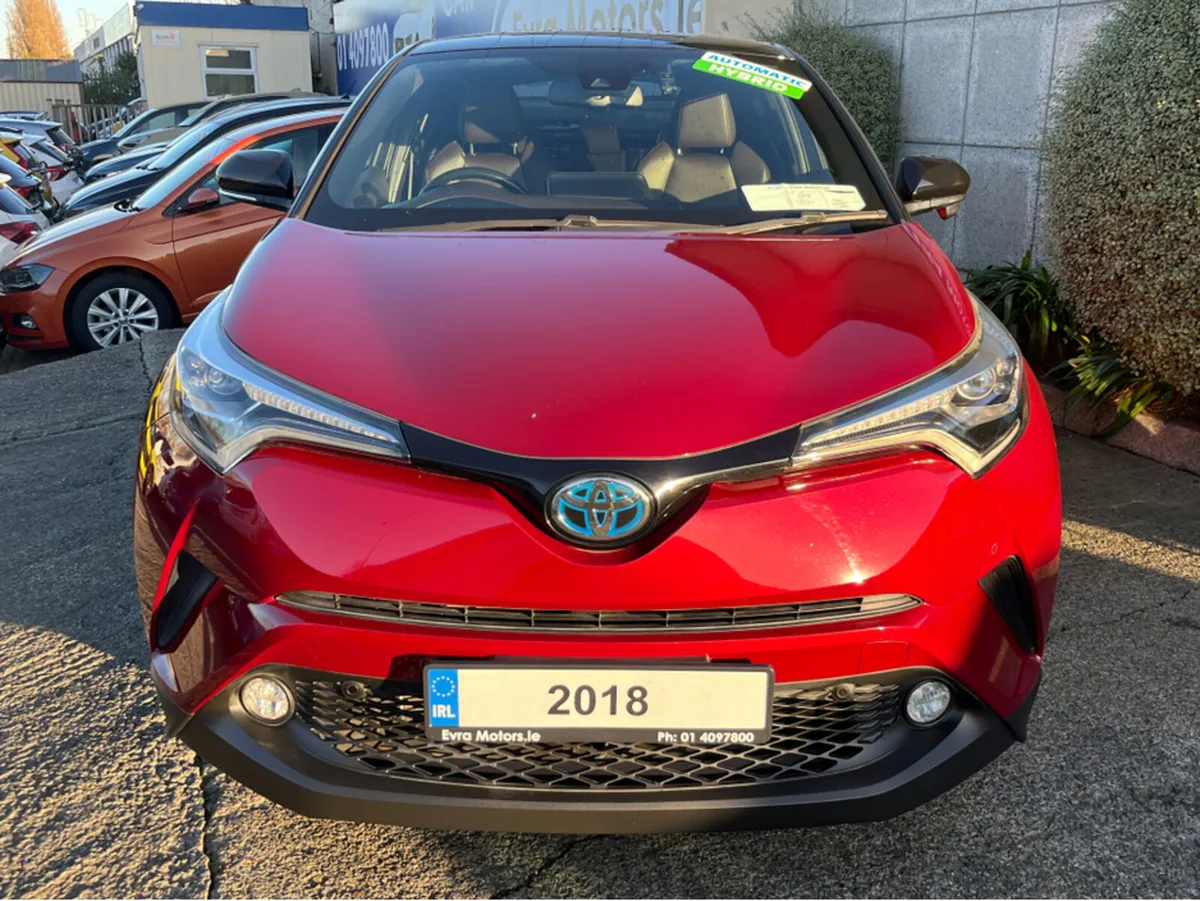 Toyota C-HR SOL AUTOMATIC HYBRID 1.8 PETROL //VERY - Image 2