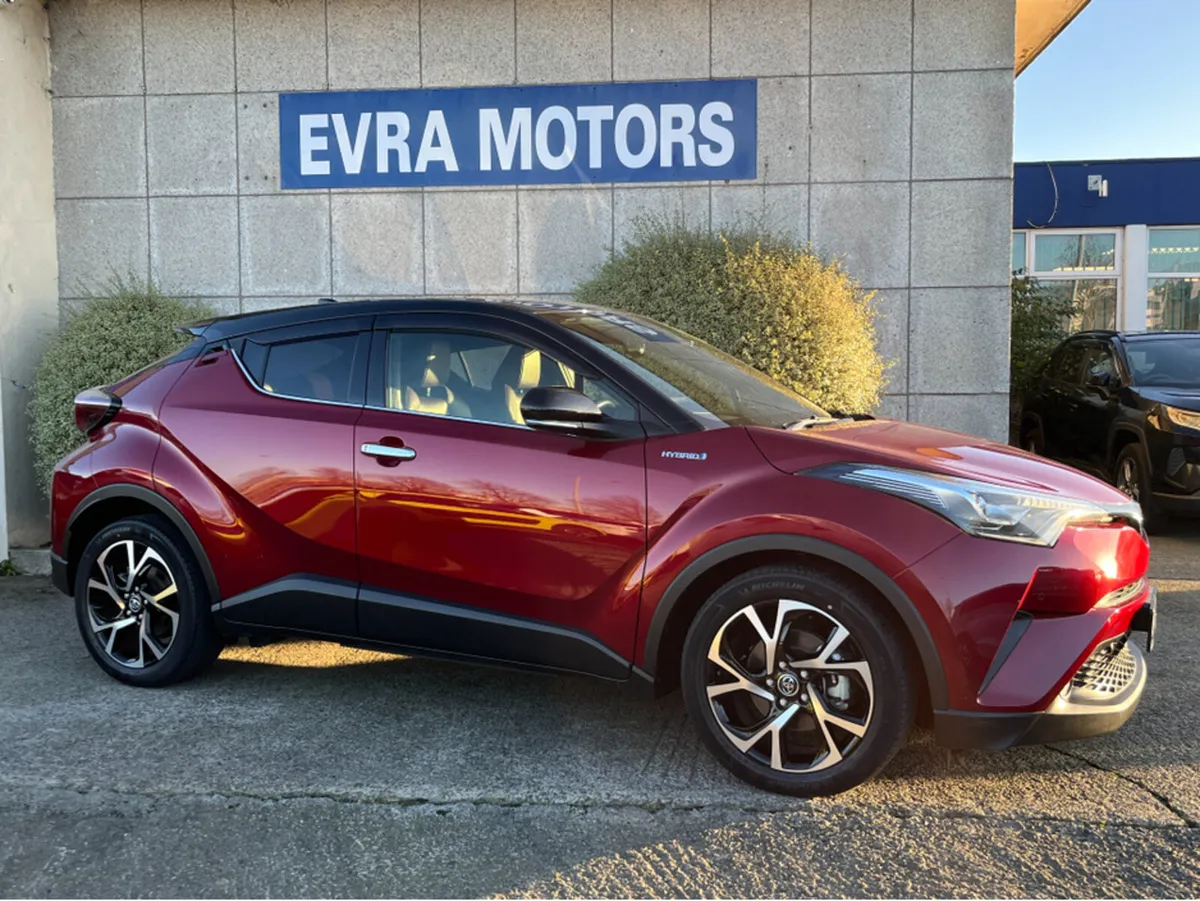 Toyota C-HR SOL AUTOMATIC HYBRID 1.8 PETROL //VERY - Image 3