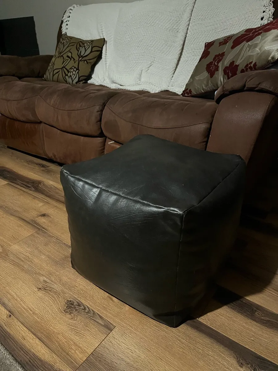 leather footstool/pouffe - Image 1