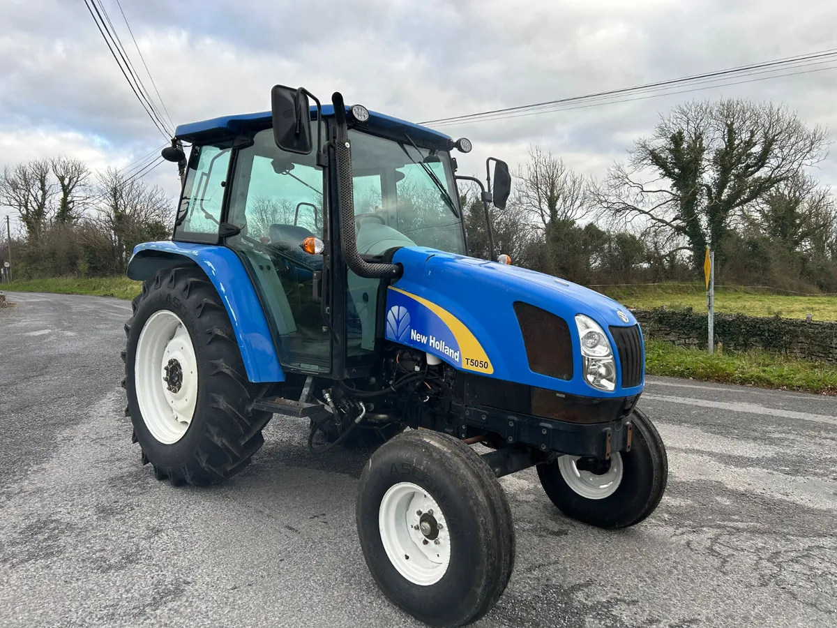 2009 New Holland T5050 2wd - Image 3