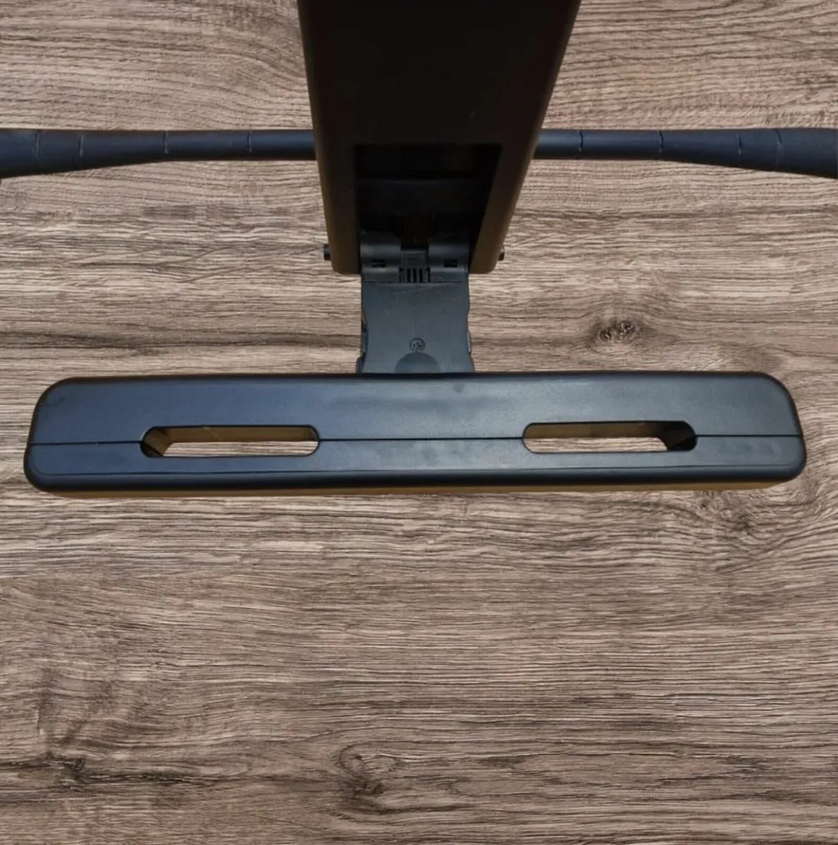 Brand New Genuine Renault Hanger - Image 3