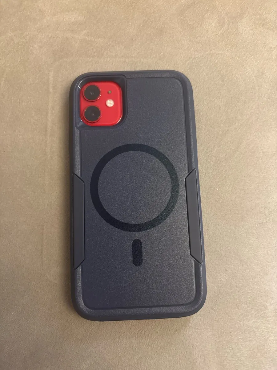 IPhone 11 sim free 64GB Red with box accessories - Image 3