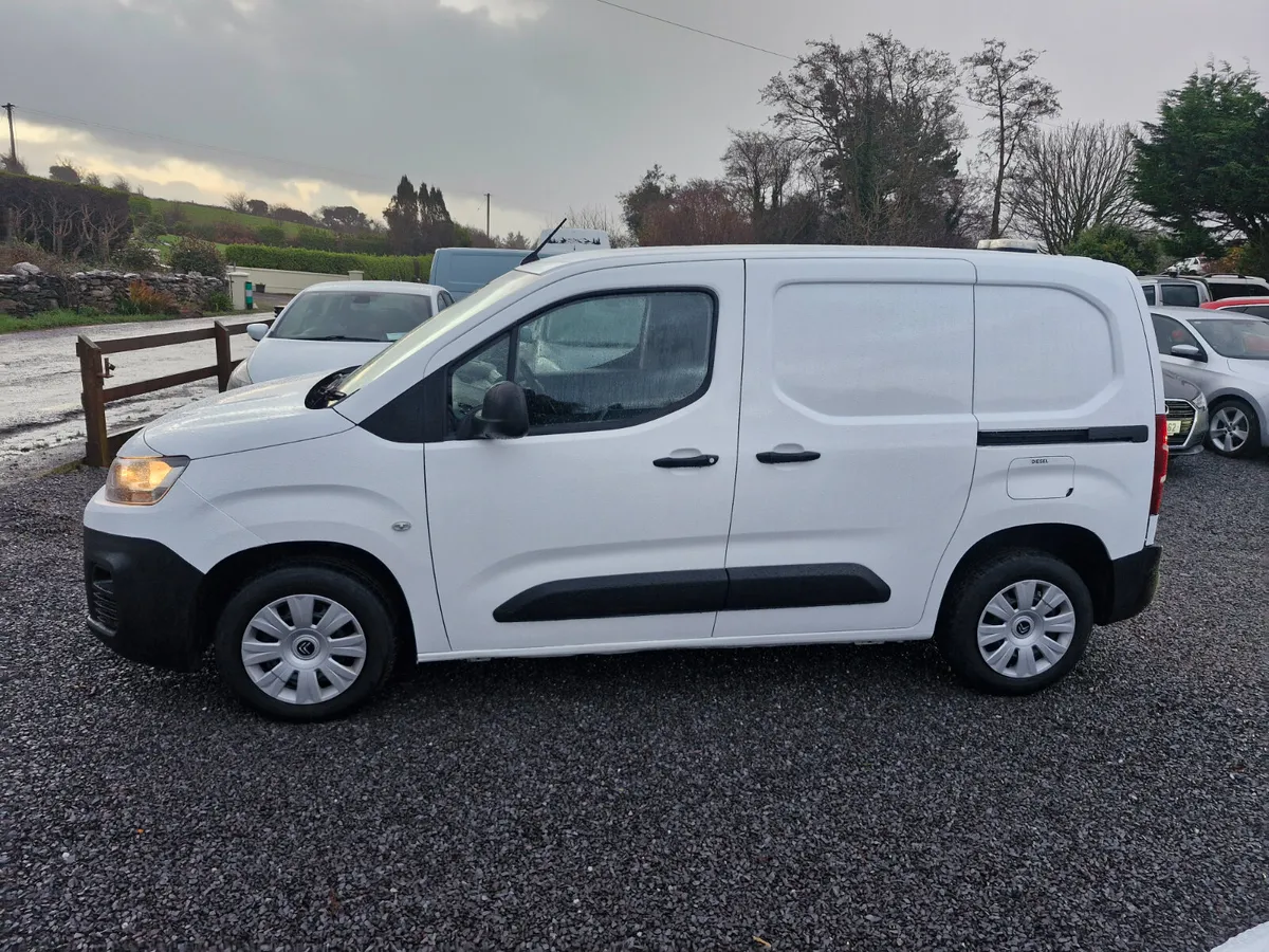 Citroen Berlingo 2020 - Image 2