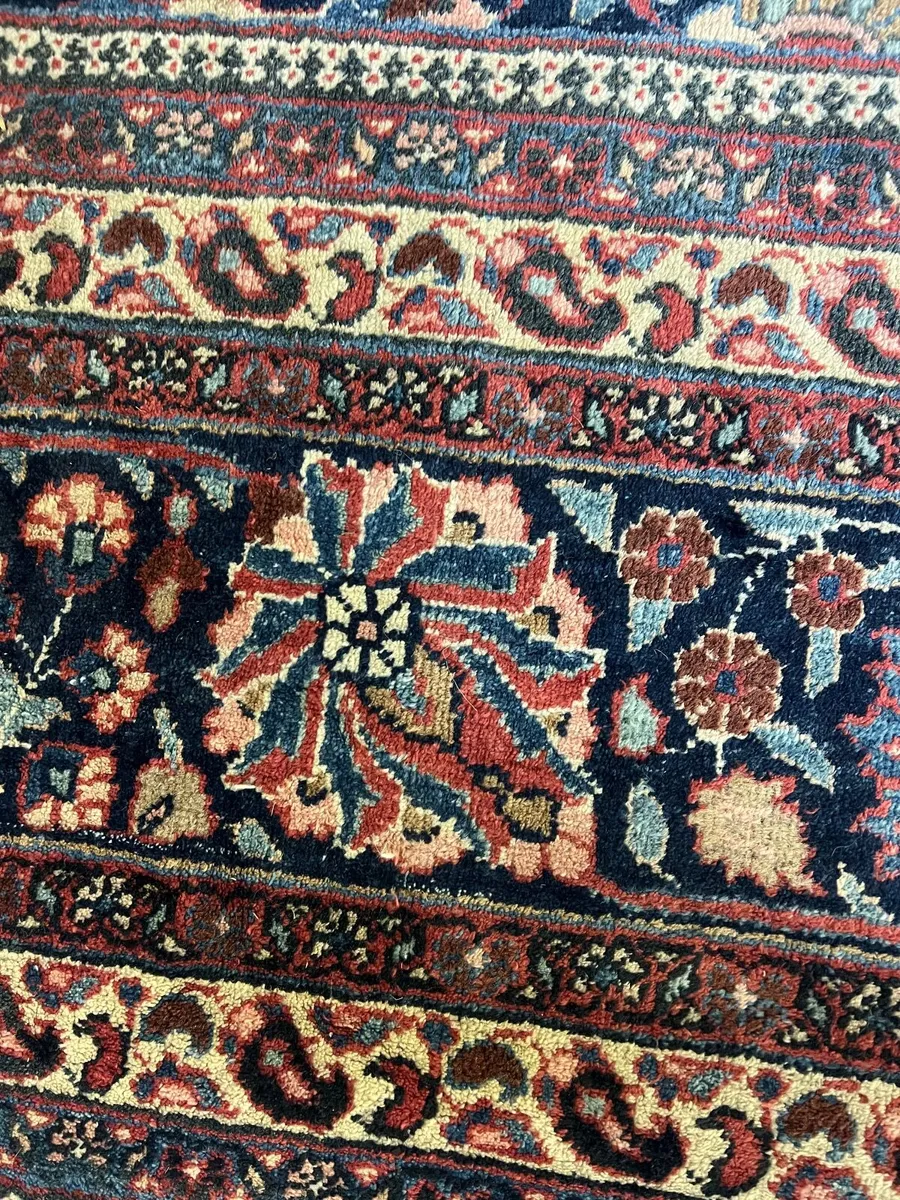 Antique rug - Image 2