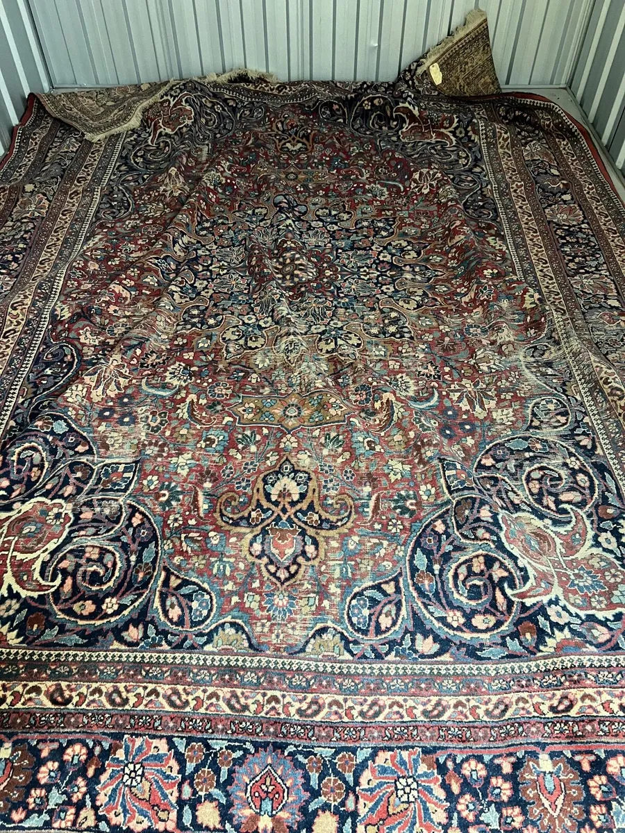 Antique rug - Image 1