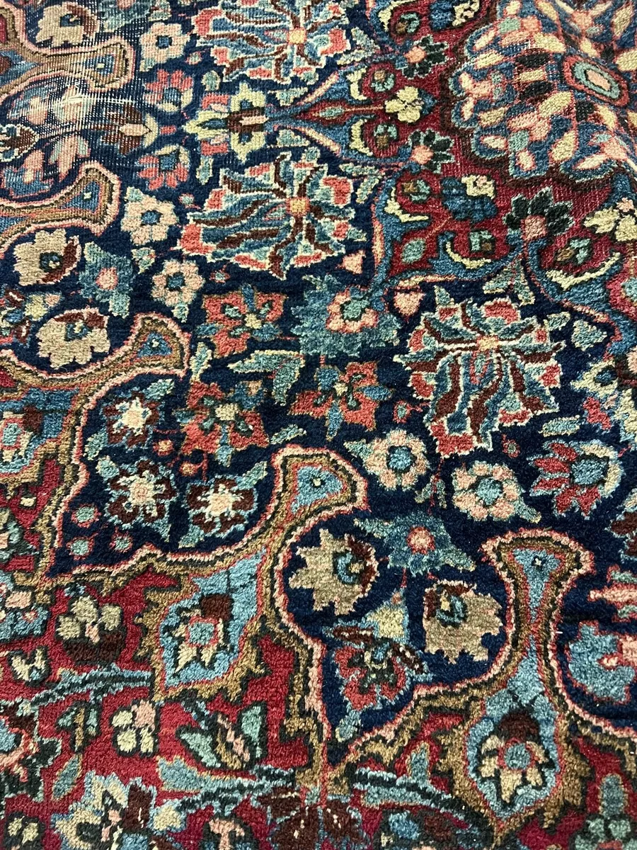 Antique rug - Image 4