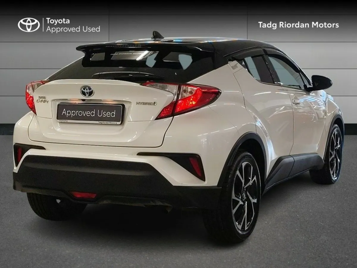 Toyota C-HR HYBRID SPORT - Image 2