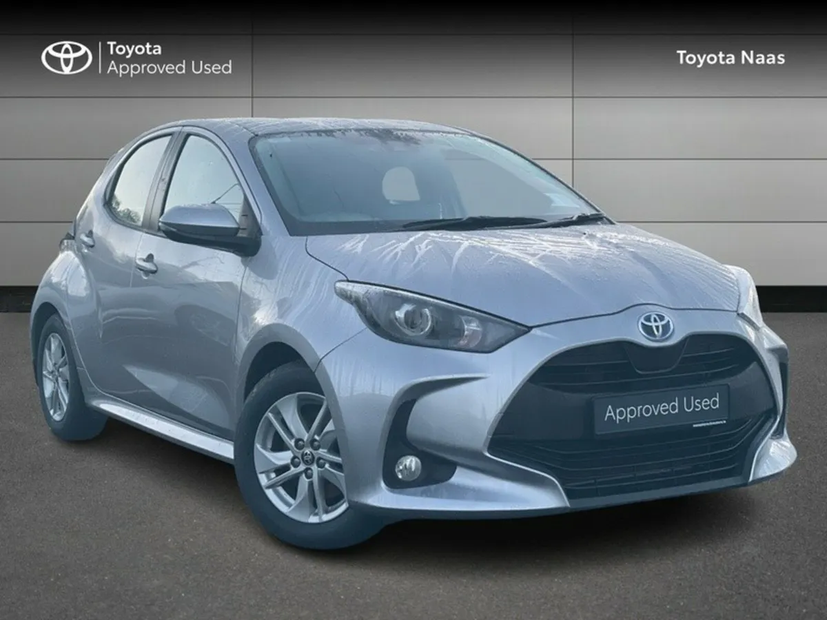 Toyota Yaris HYBRID LUNA 4DR AUTO - Image 1