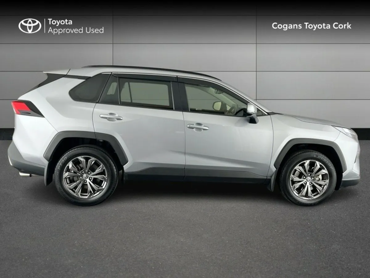 Toyota RAV4 RAV4  PLATINUM - Image 3