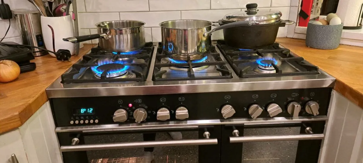 CDA 90cm duel fuel cooker - Image 3