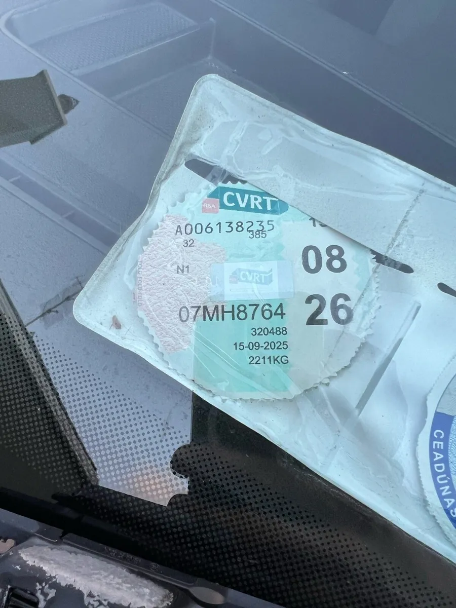 Volkswagen Caddy - clean, reliable & ready to work - Image 3