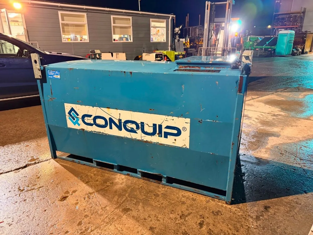 Coquip fuel bowser - Image 3