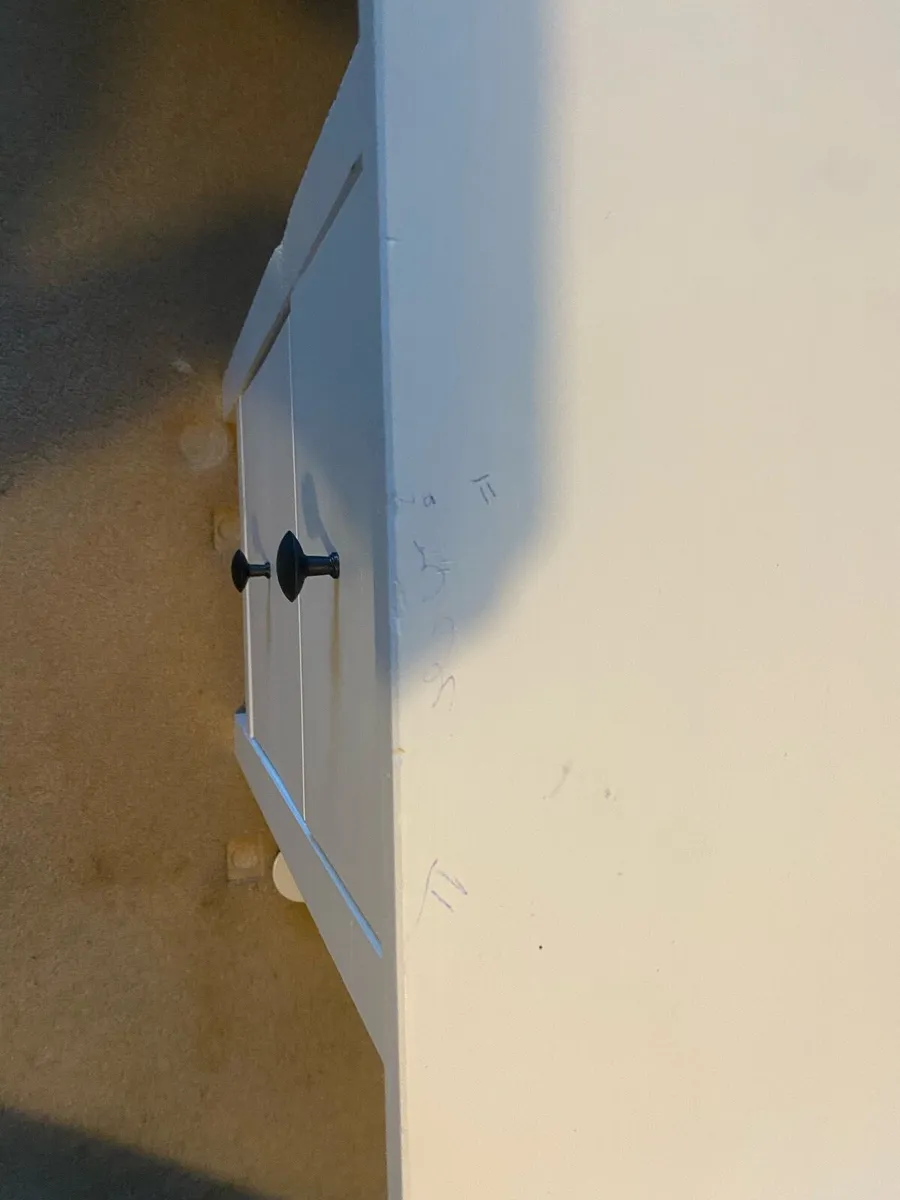 White office desk - Image 4