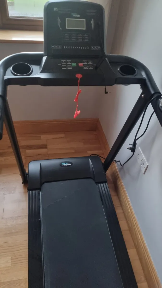 Treadmill - Image 1