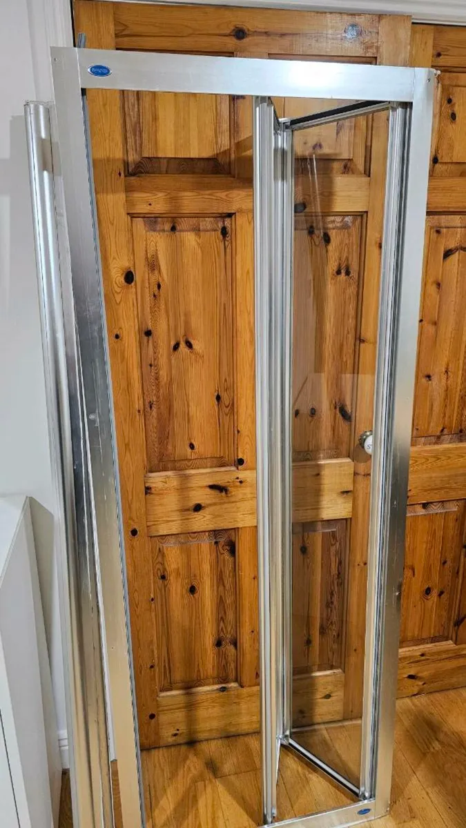 Shower folding door accordion - Image 3