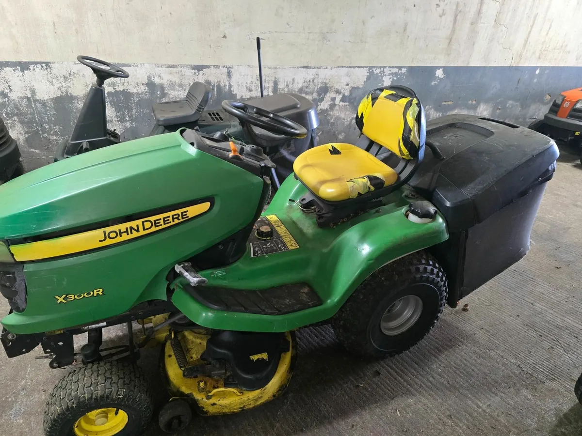 Ride on mowers - Image 1