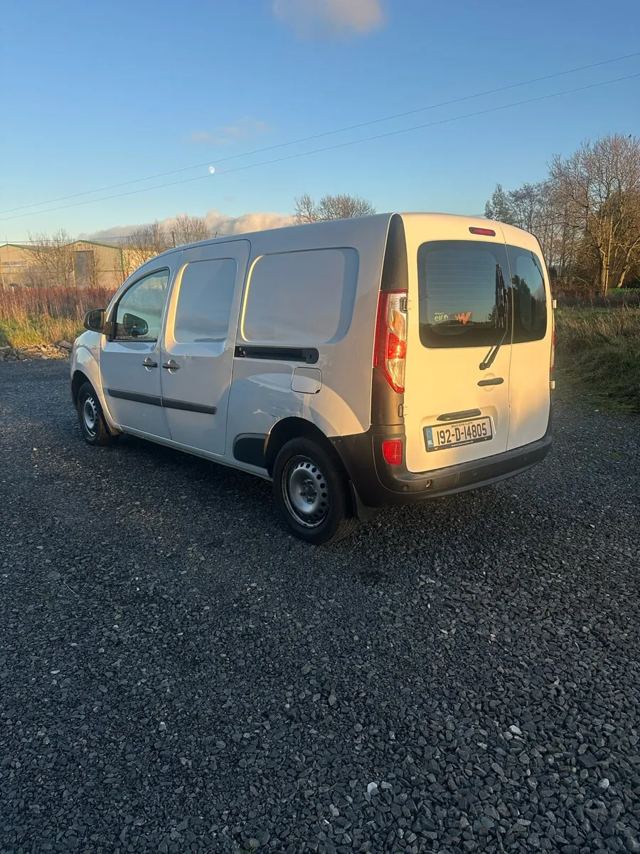 2019 Renault Kangoo NEW CVRT (Irish reg) - Image 4