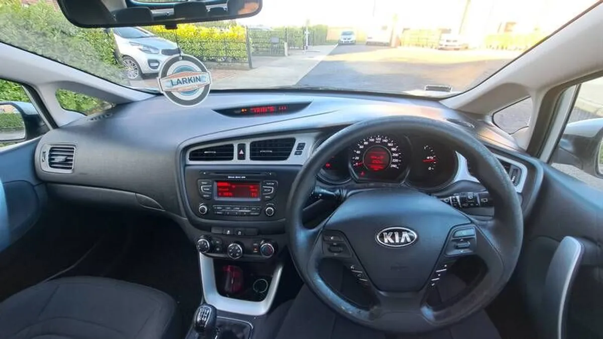 2014 Kia Ceed - Image 2