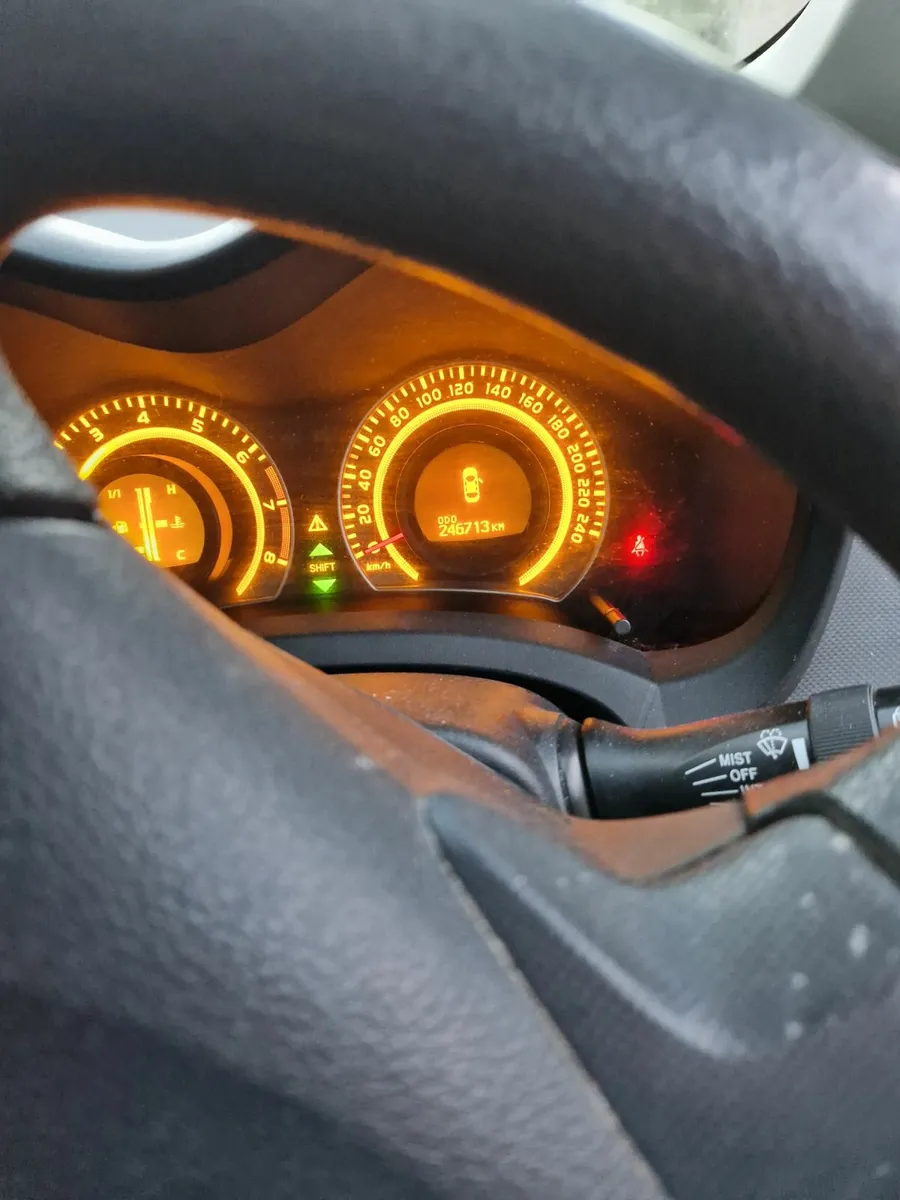 Toyota Auris 2007 - Image 4