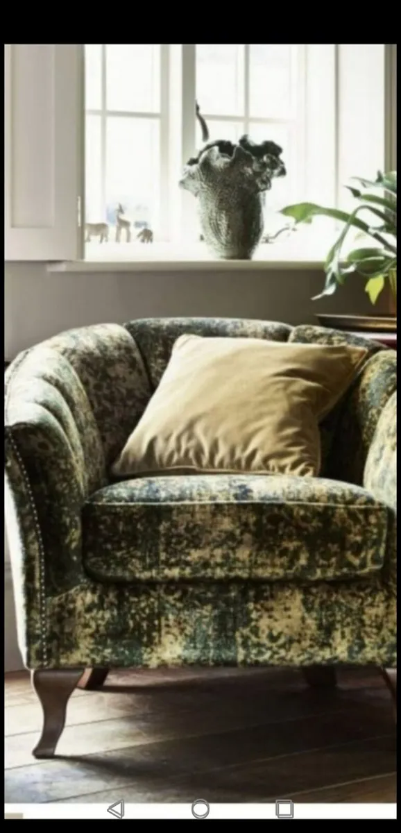 Brand New Alexander & James Betsy Chair