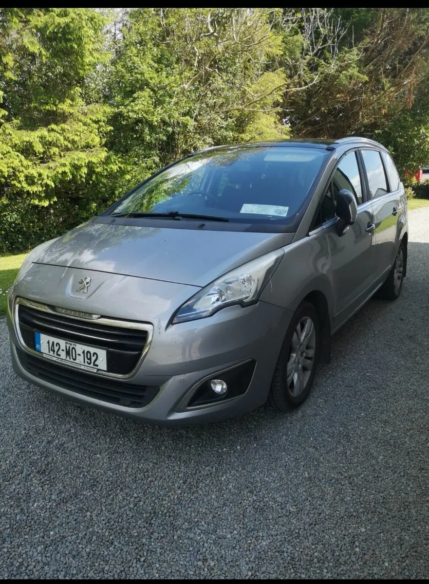 Peugeot 5008 2014 - Image 2