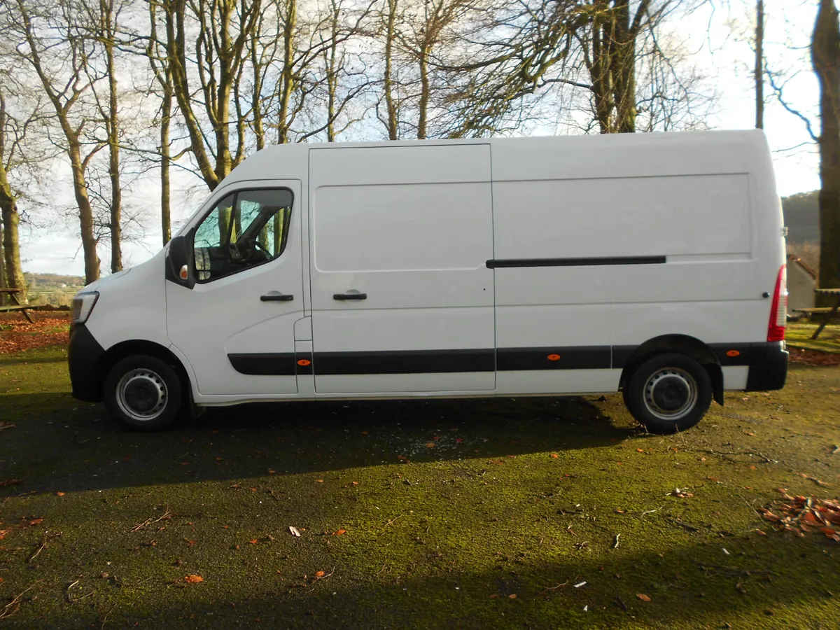 Renault Master 2022 - Image 4