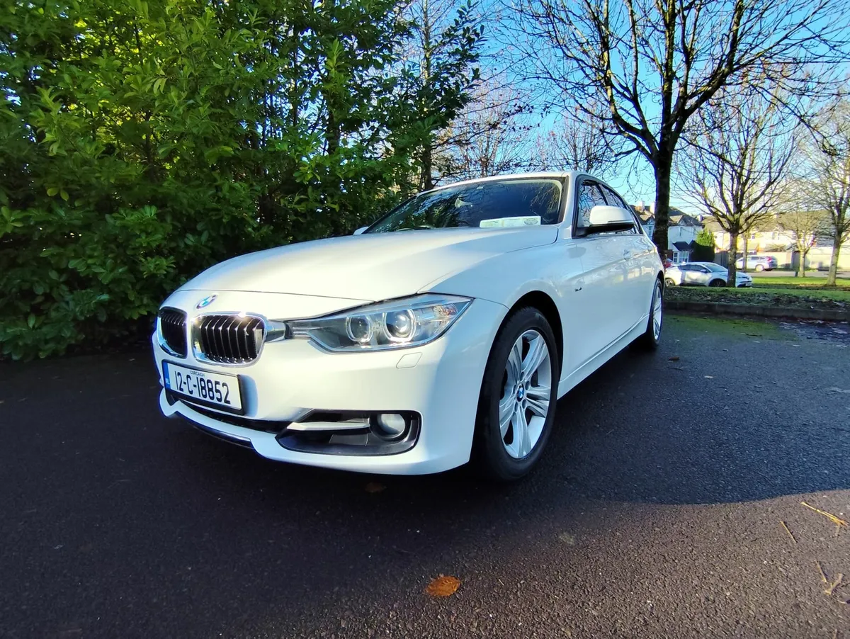 2012 BMW 320iAutomatic!1owner!Only23000kms!NewNCT! - Image 2