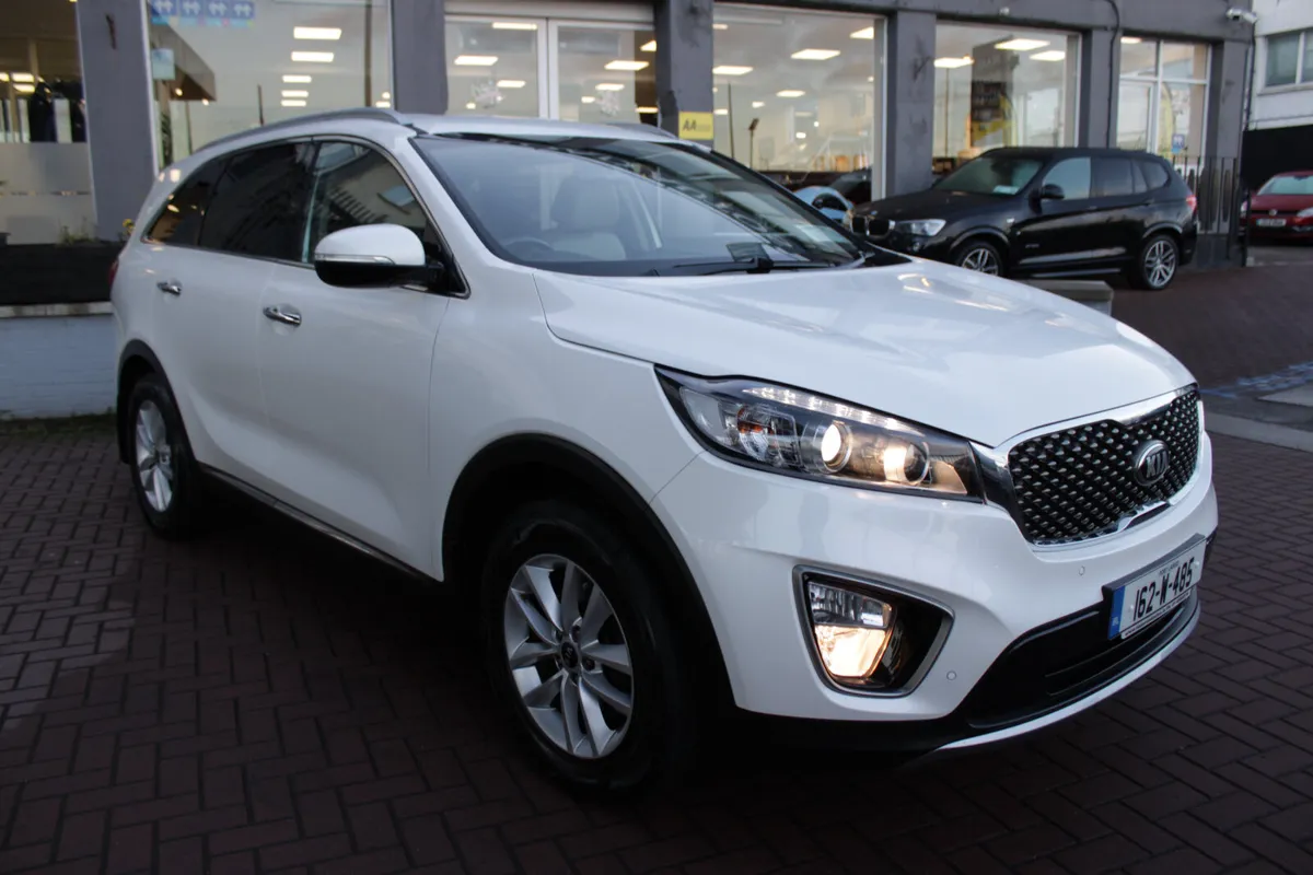 Kia Sorento 2016 - Image 2