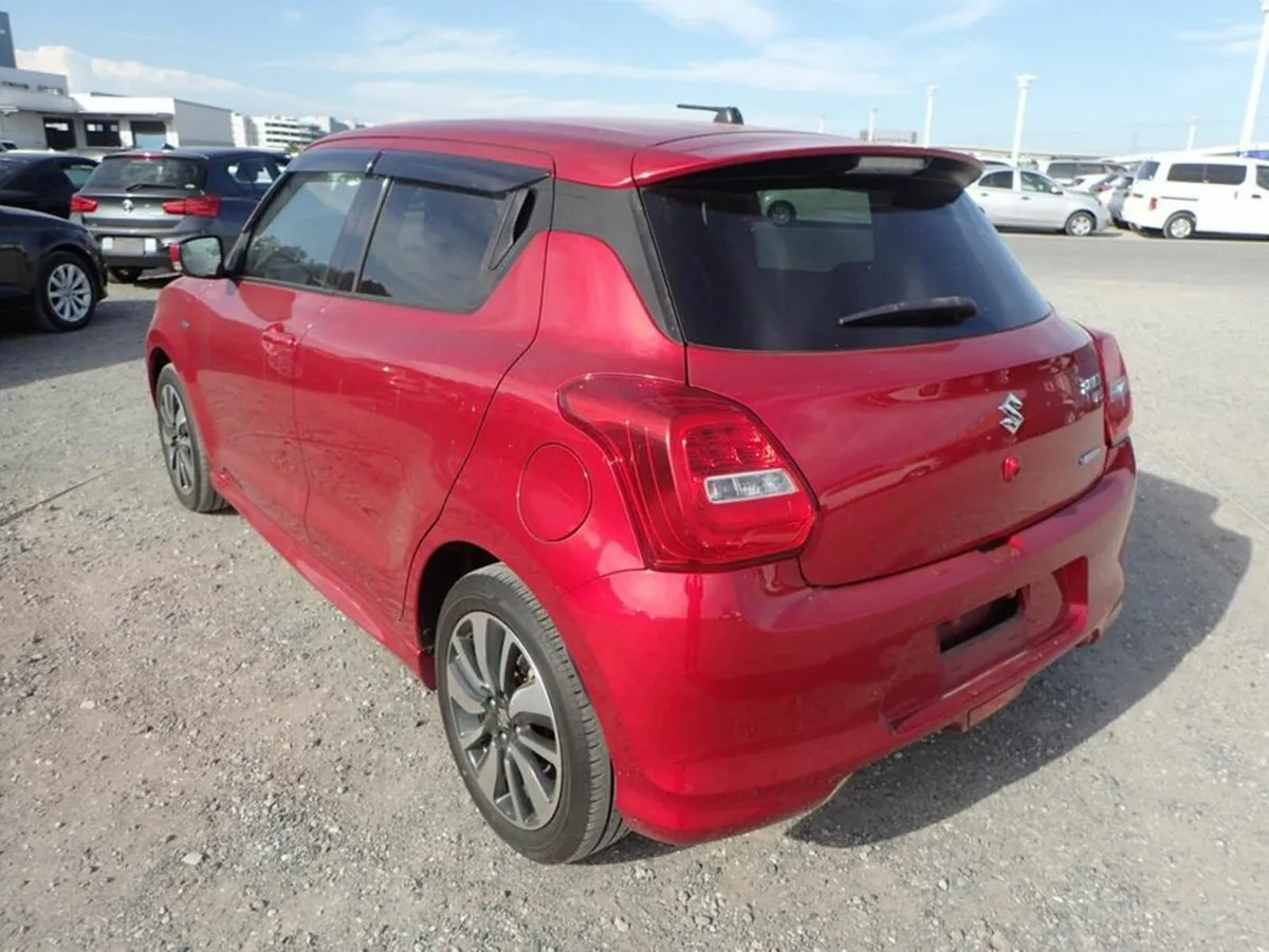 Suzuki Swift 1.2 RS - Image 3