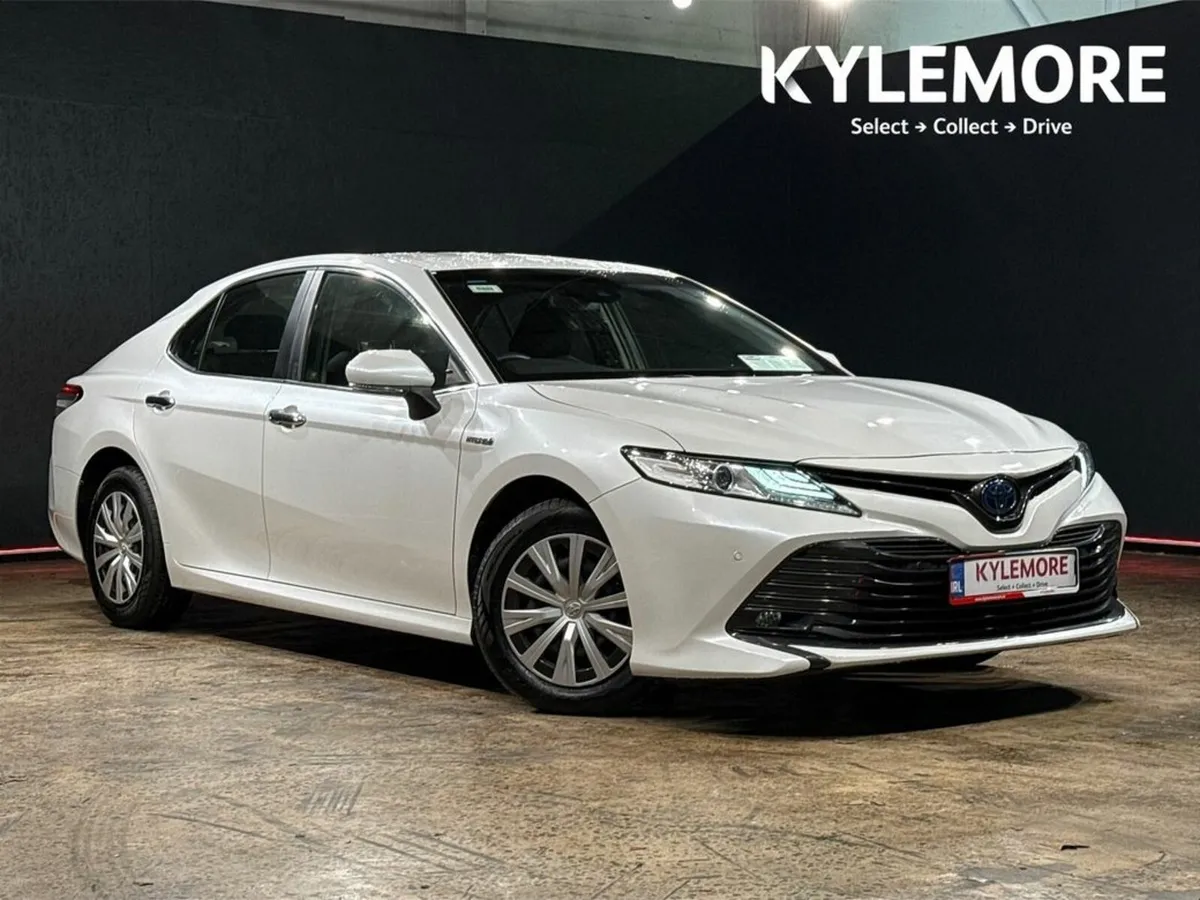 Toyota Camry 2.5 HYBRID AUTOMATIC - HEATING / AC C - Image 1