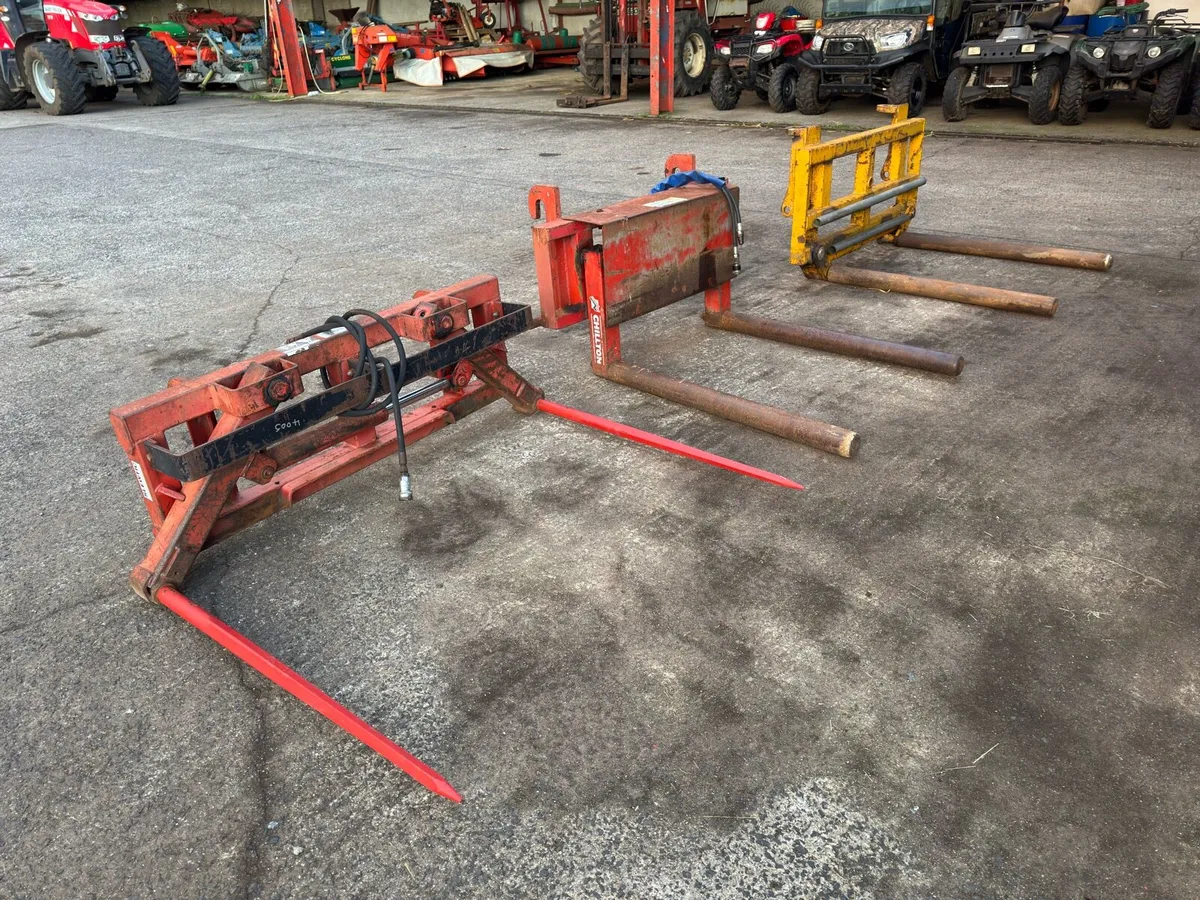 Selection Bale Stackers - Image 1