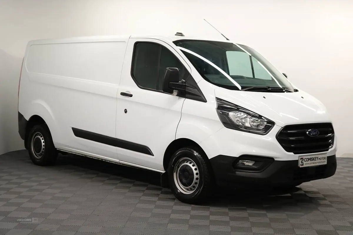 Ford Transit Custom 300 Ecoblue Leader - Image 1