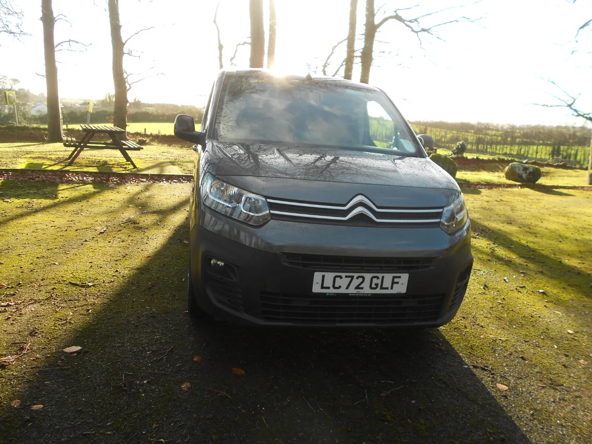 Citroen Berlingo 2022 - Image 2