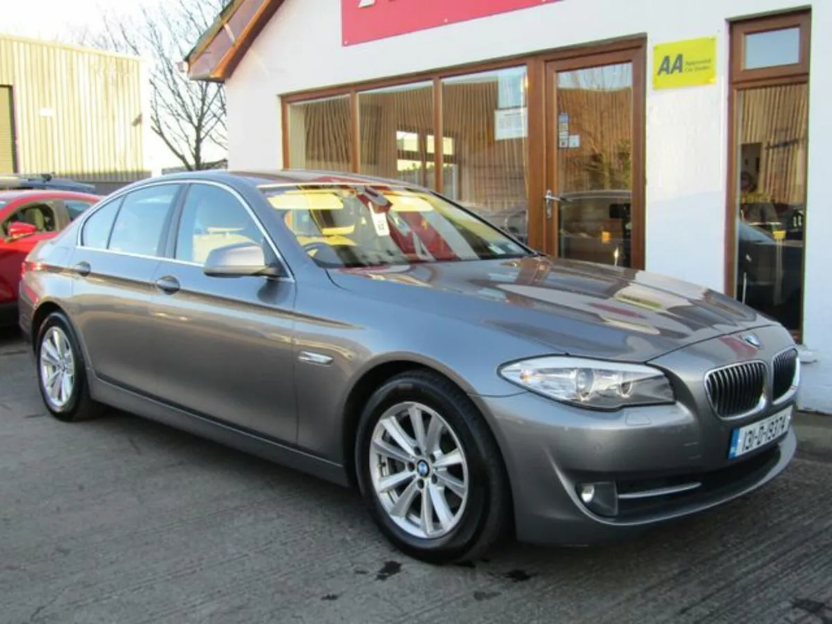 BMW 5-Series 520D SE FW12 4DR Auto - Image 3