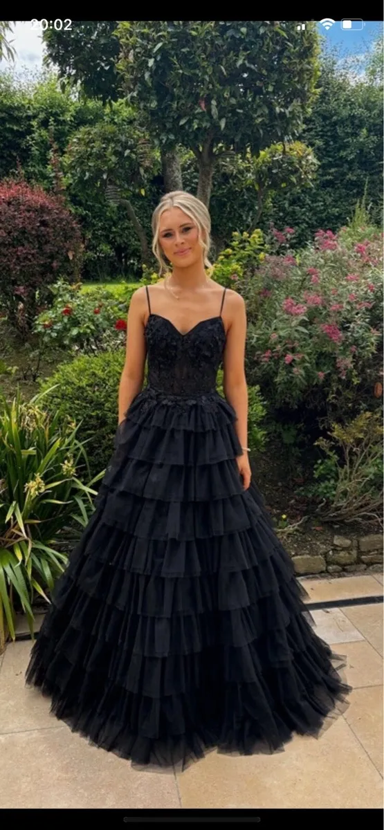 Dani’s closet Debs/prom dress - Image 2