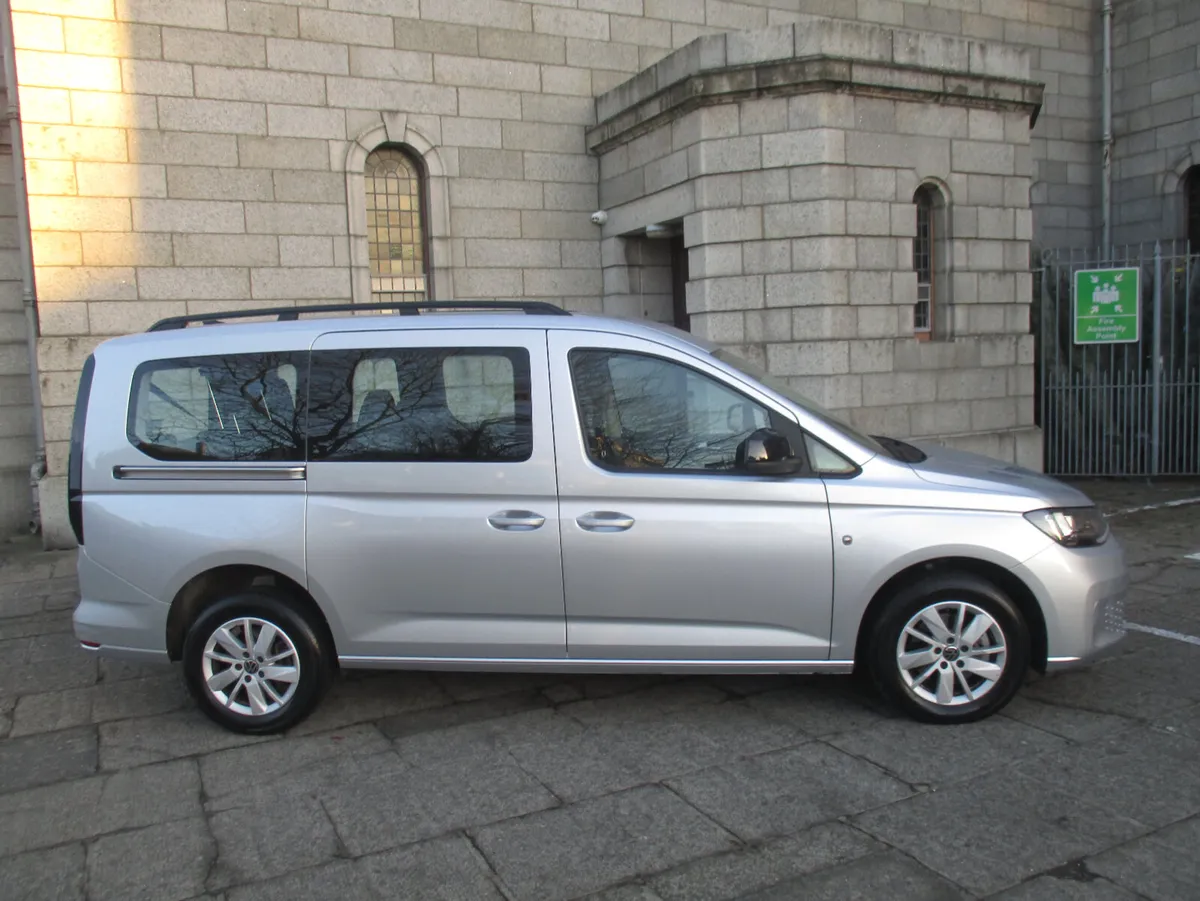 2025 VW CADDY MAXI LIFE 2.0 TDI DSG 7 SEATER - Image 2