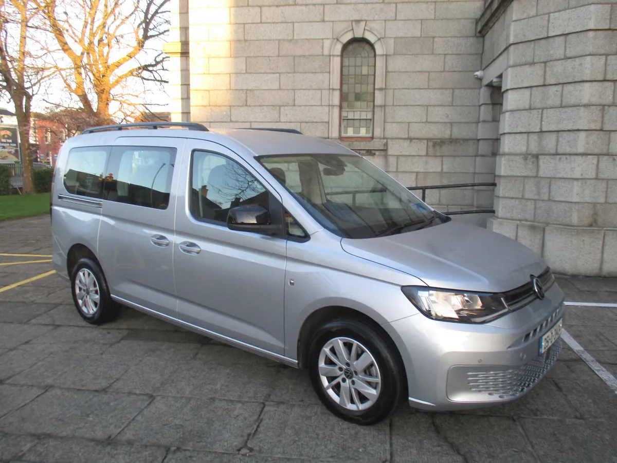 2025 VW CADDY MAXI LIFE 2.0 TDI DSG 7 SEATER - Image 1
