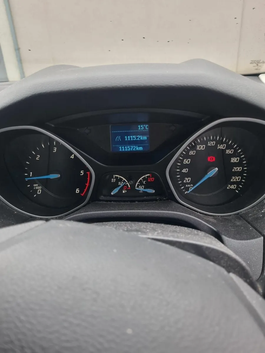 142 Ford Focus Van - Image 2