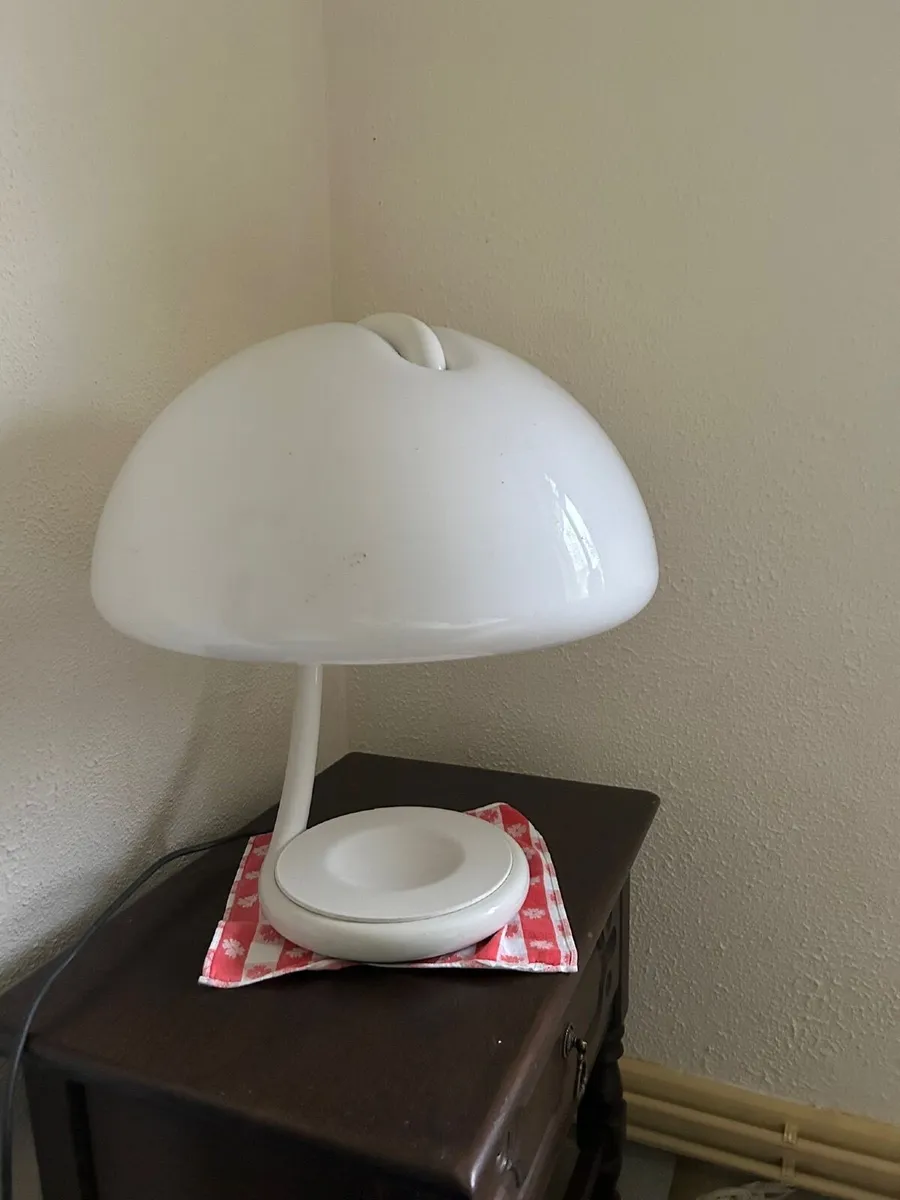 Italian Design Serpente Table Lamp - Image 1