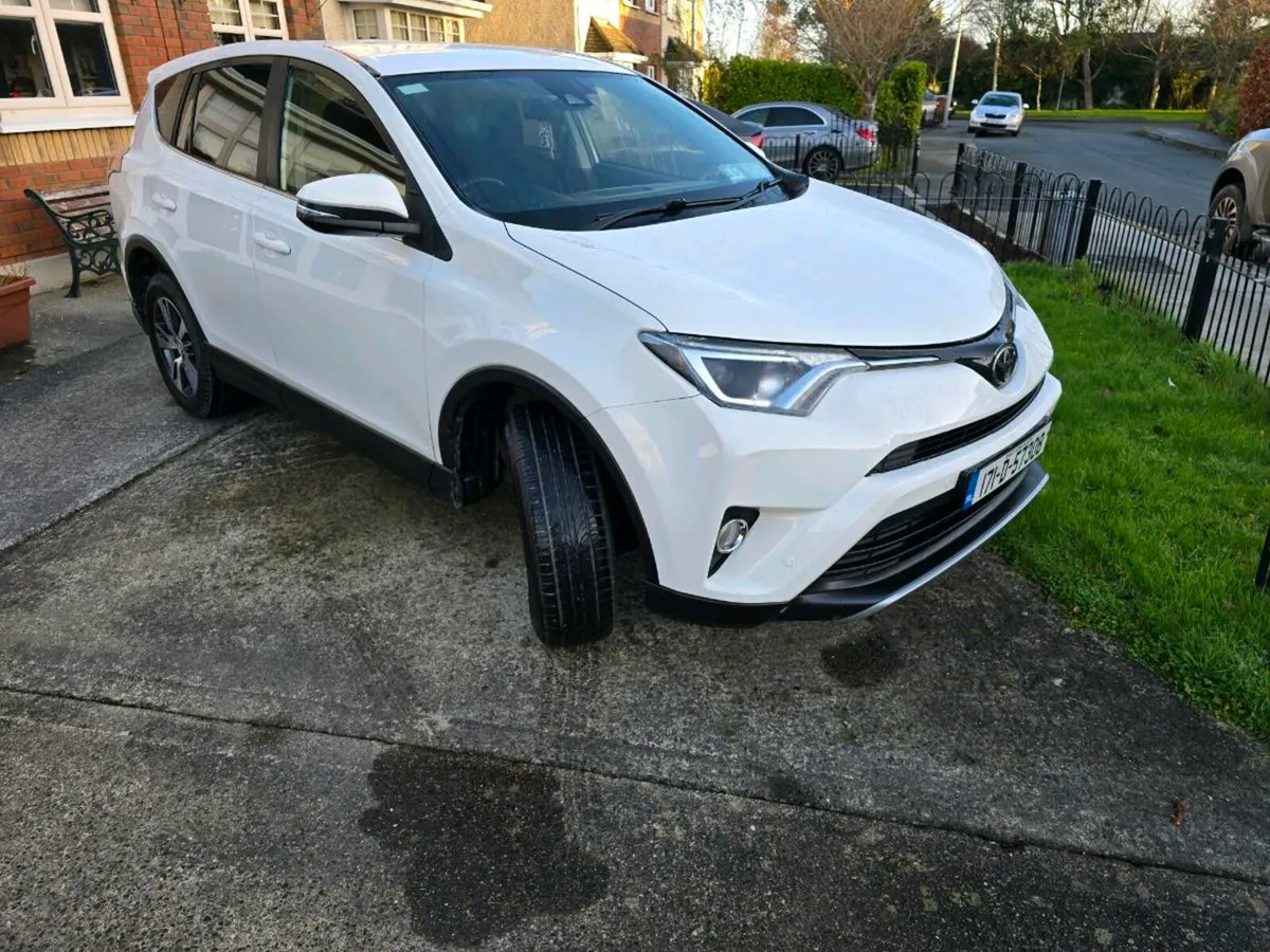 Toyota rav4 2017 - Image 3