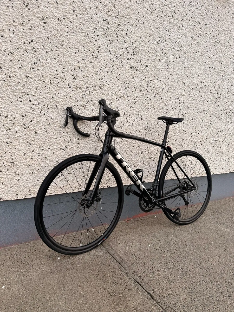 Trek Domane AL 2 Disc Road Bike in Black - Image 2