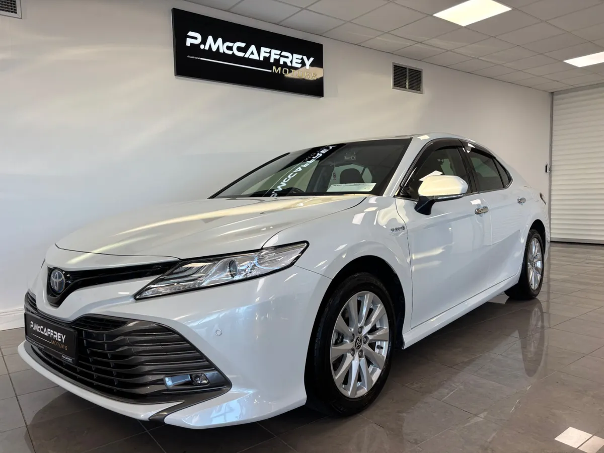 2020 Toyota Camry 2.5 Self Charging Hybrid - Image 4
