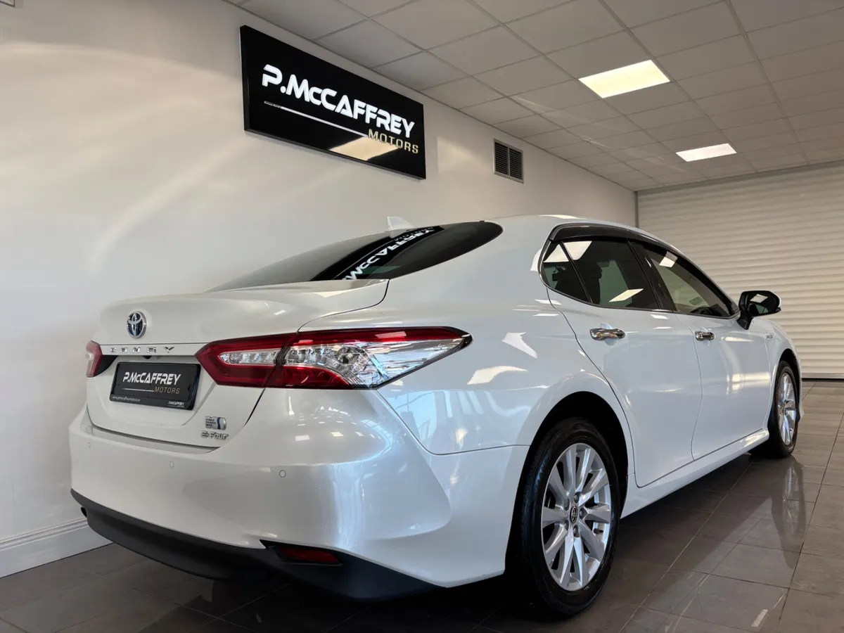2020 Toyota Camry 2.5 Self Charging Hybrid - Image 3