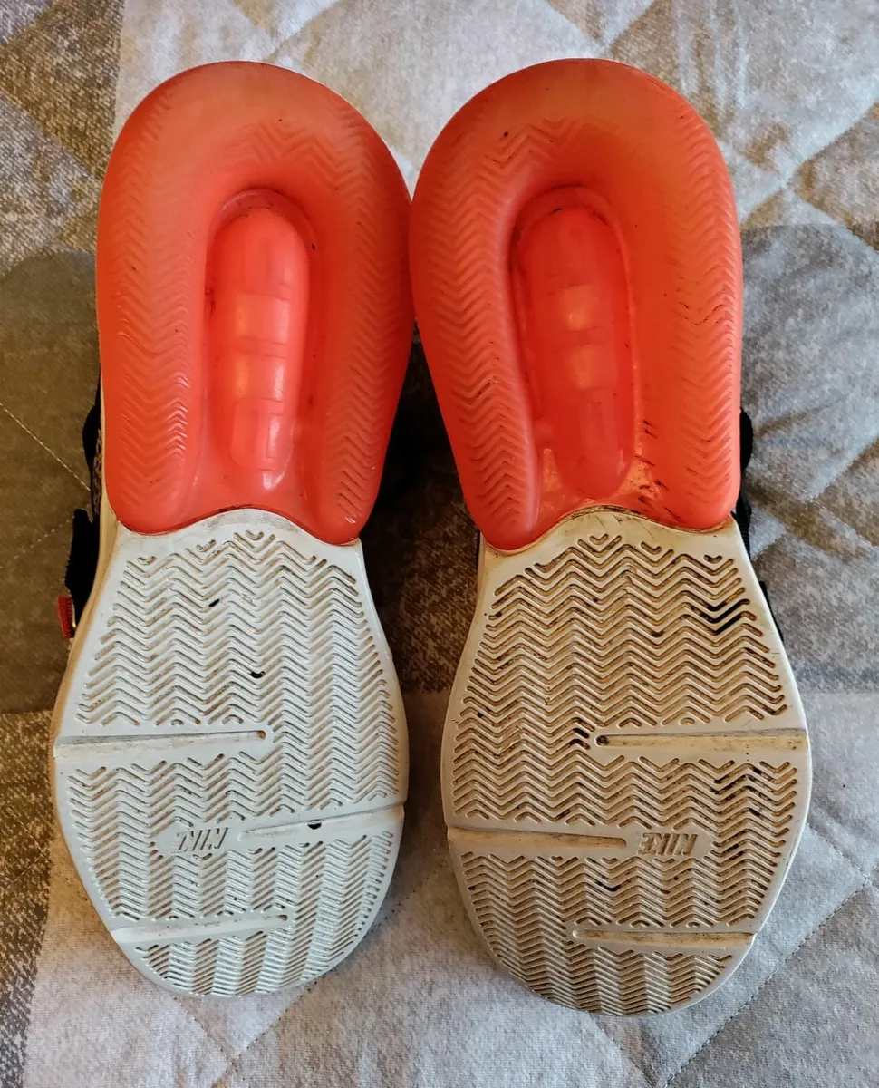 Nike Air Force 270 8uk 42.5eu - Image 4