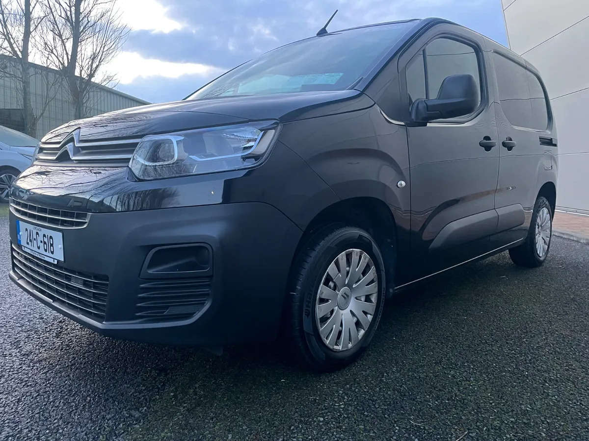 Citroen Berlingo 2024 - Image 2