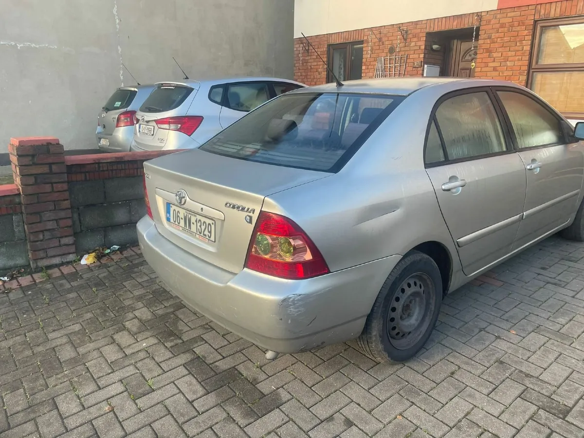 Toyota Corolla 2006 - Image 4