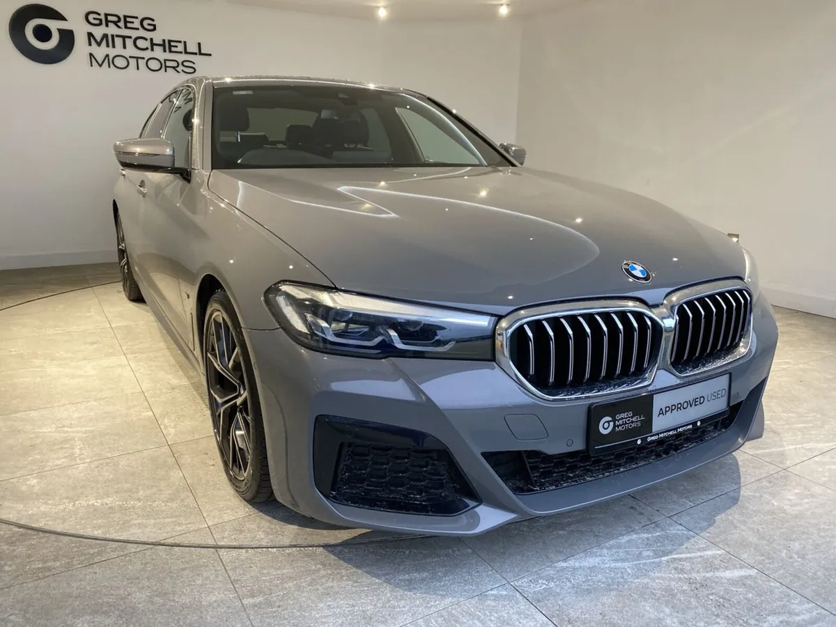 BMW 5-Series 2021 - Image 3
