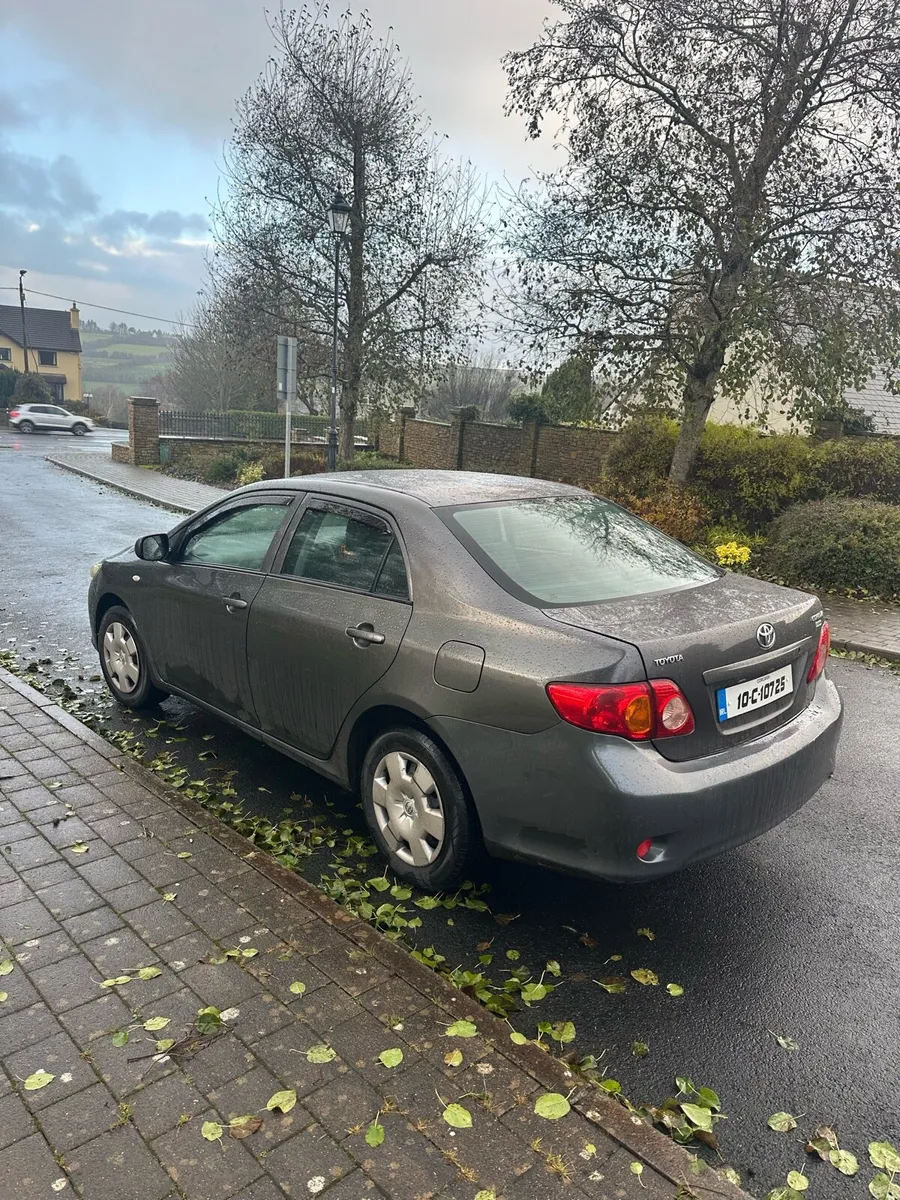 2010 Toyota Corolla - Image 4
