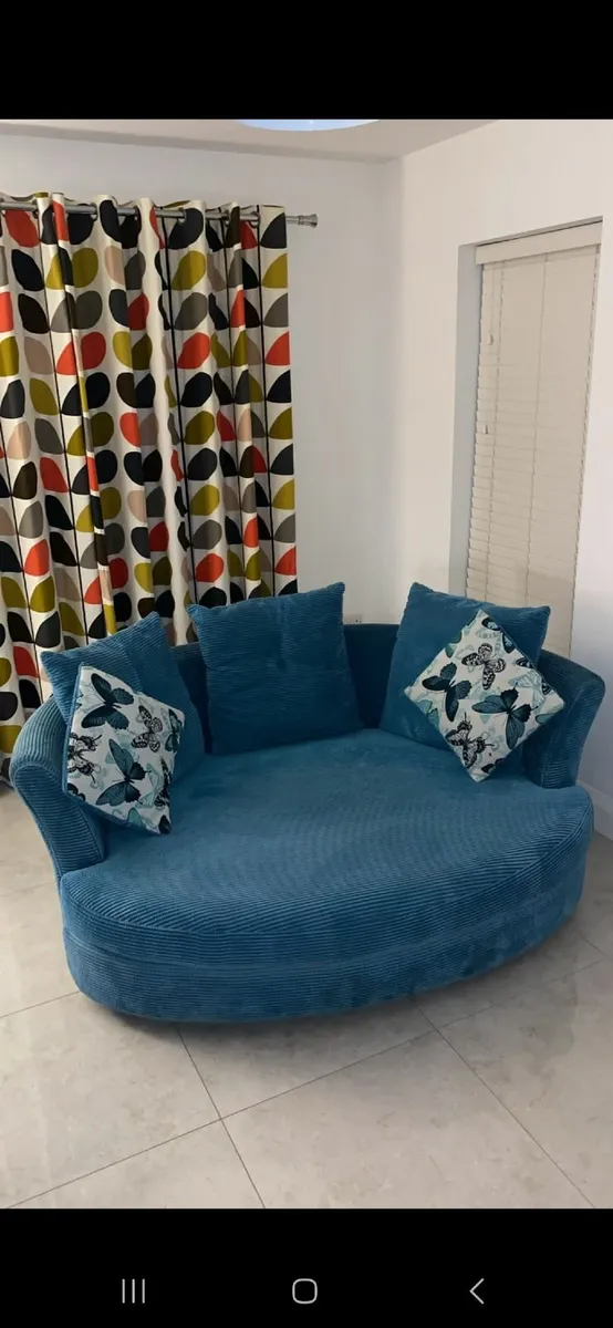 Cuddle sofa - Image 1